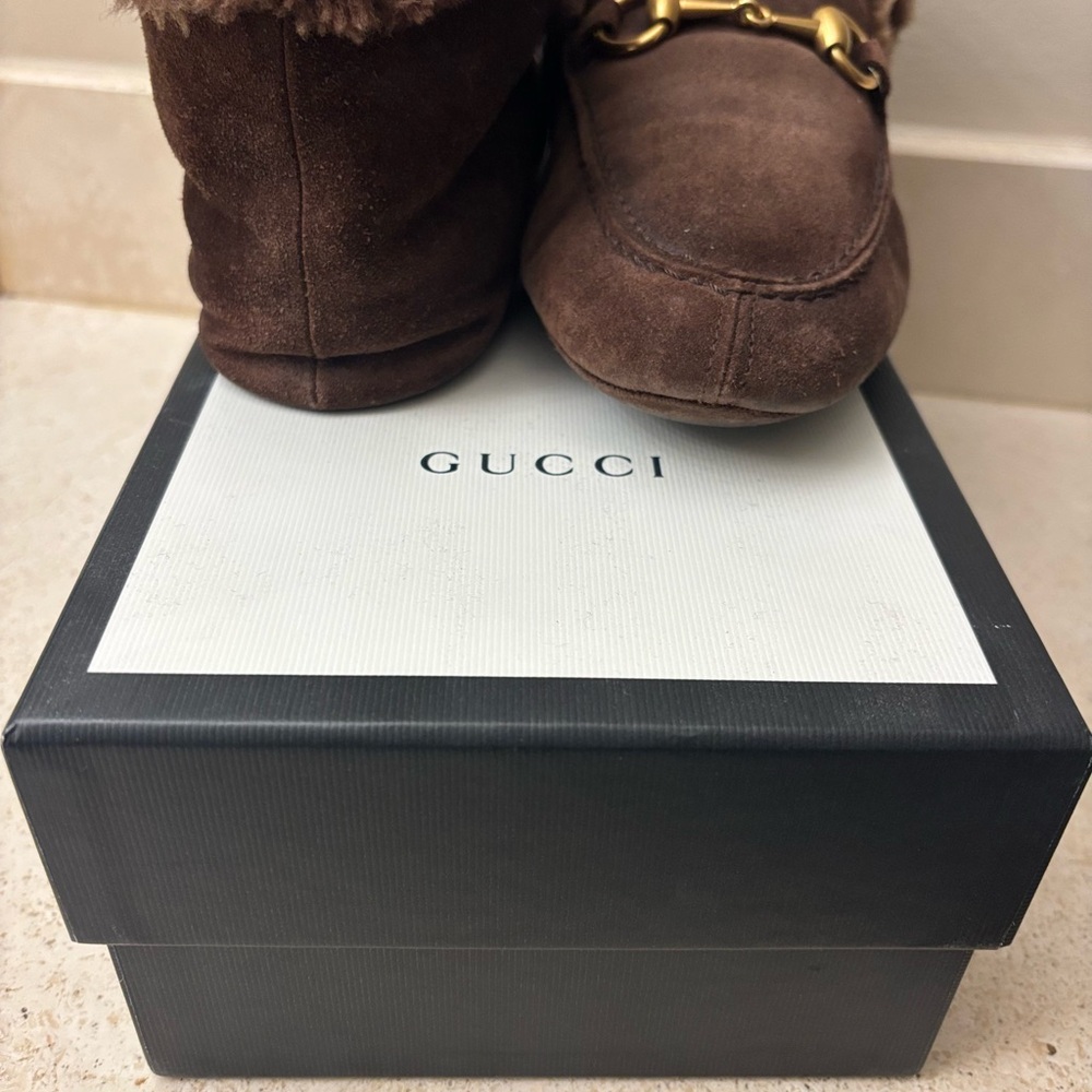 Gucci Brown Shearling Horsebit Loafers - Picture 3 of 14